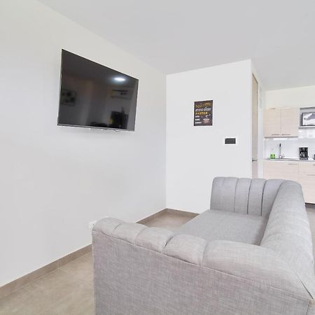 Camelot Apartahotel Medellín Dış mekan fotoğraf
