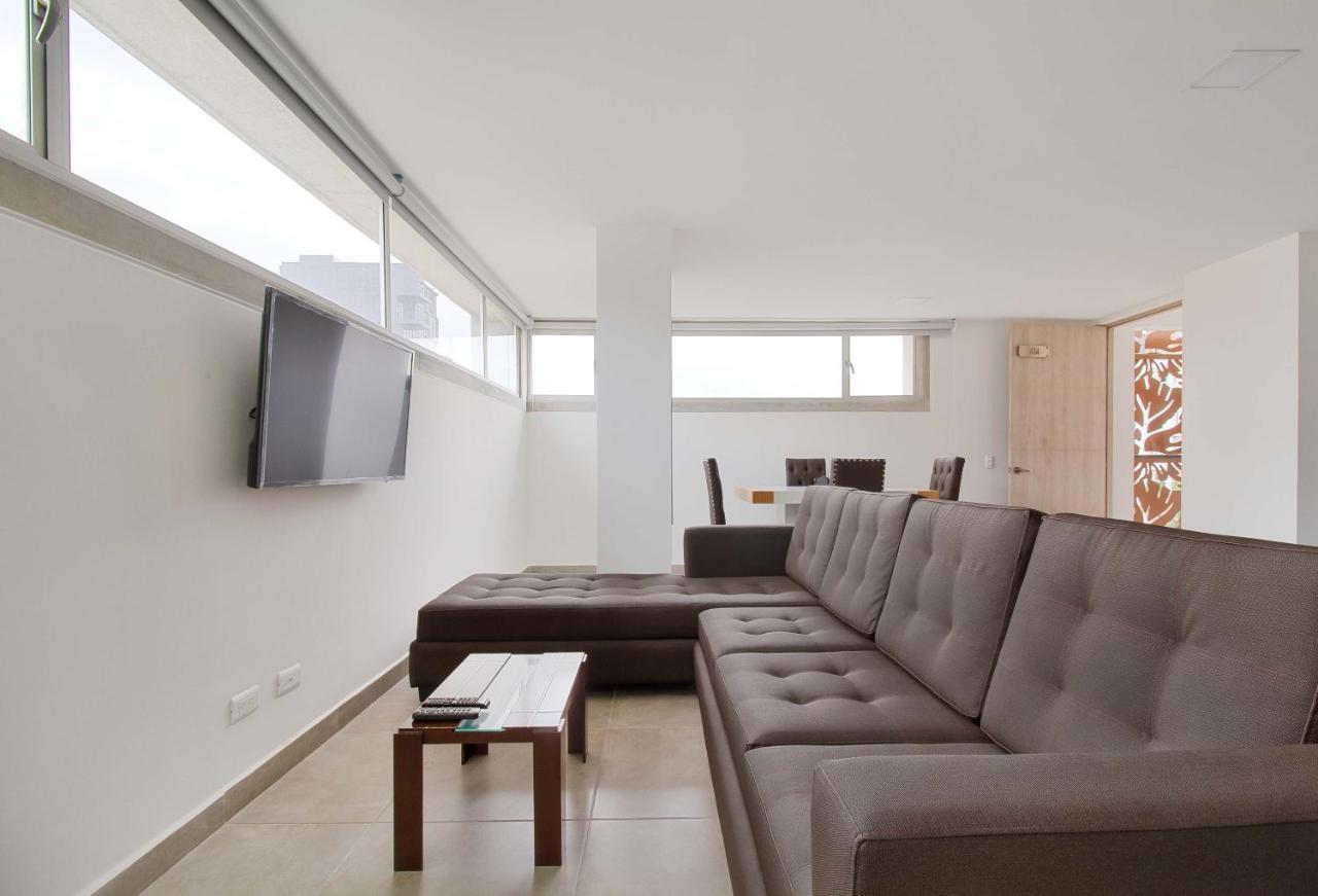 Camelot Apartahotel Medellín Dış mekan fotoğraf