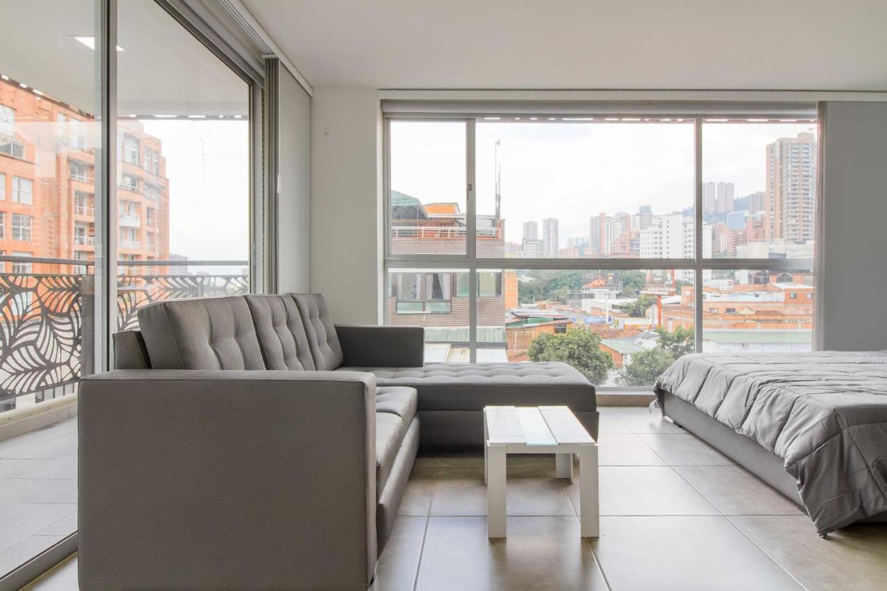 Camelot Apartahotel Medellín Dış mekan fotoğraf
