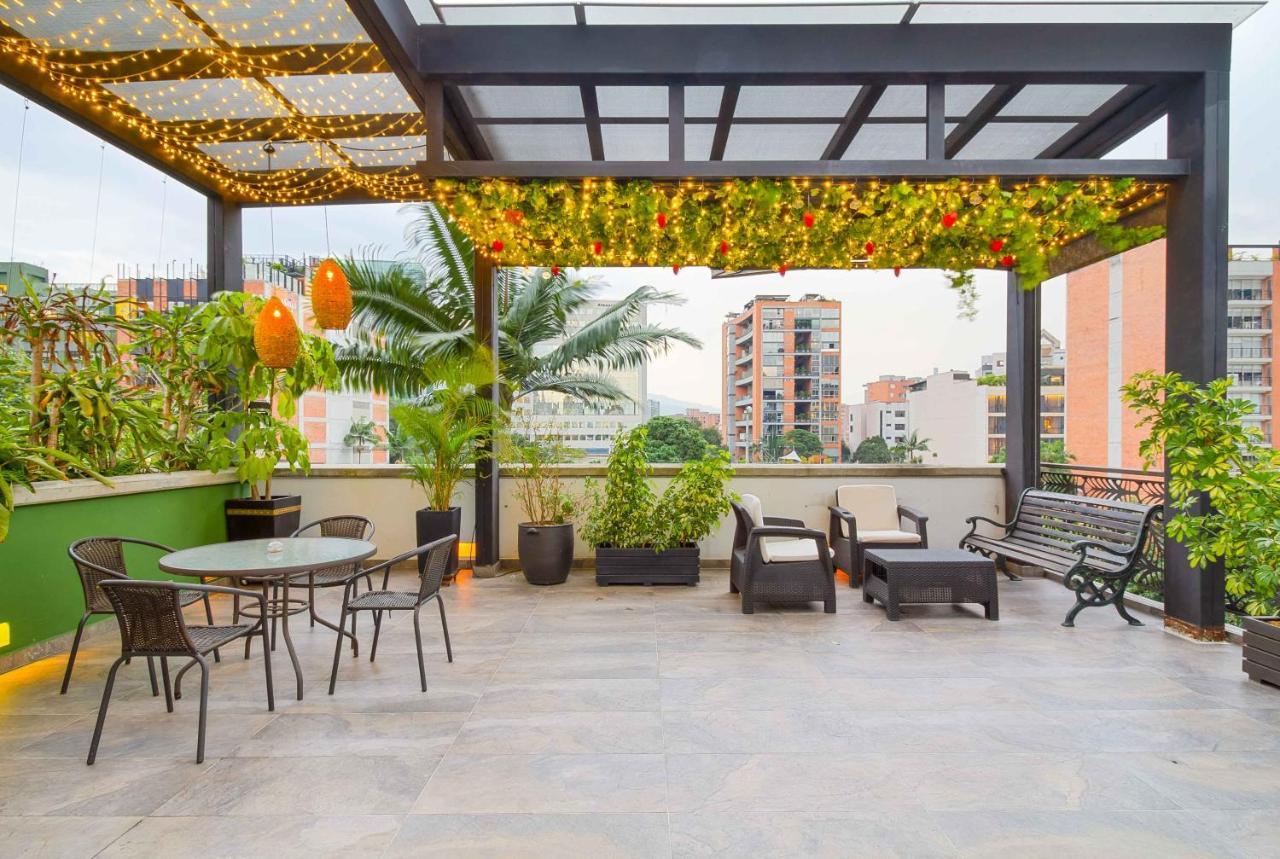 Camelot Apartahotel Medellín Dış mekan fotoğraf