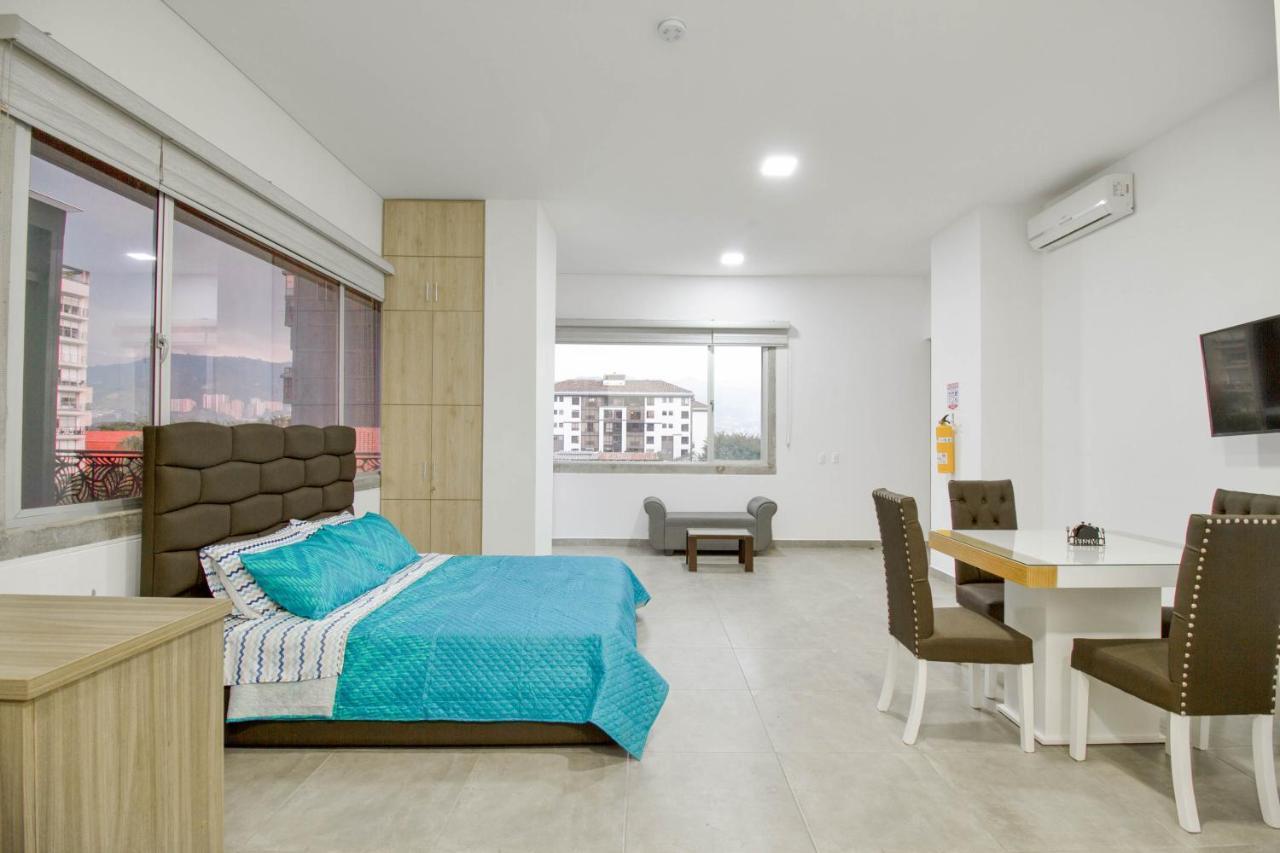 Camelot Apartahotel Medellín Dış mekan fotoğraf