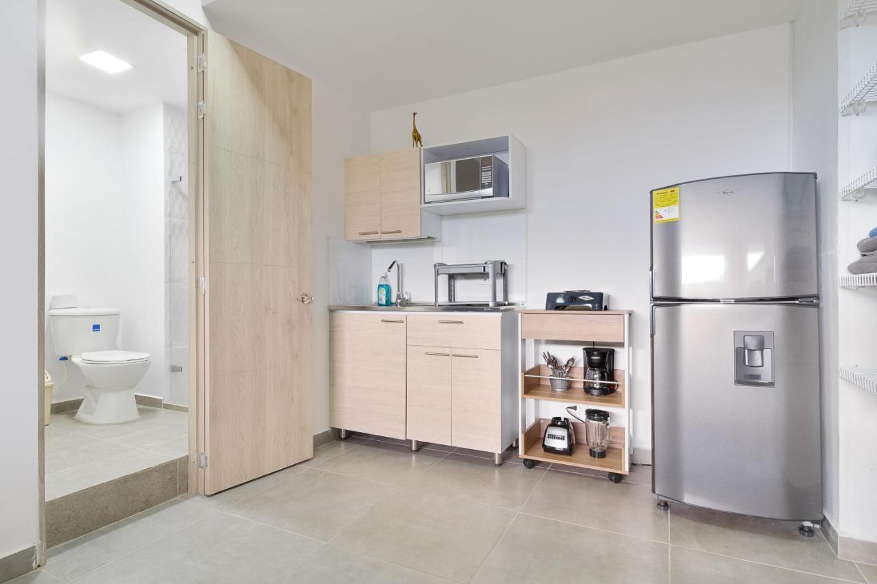 Camelot Apartahotel Medellín Dış mekan fotoğraf