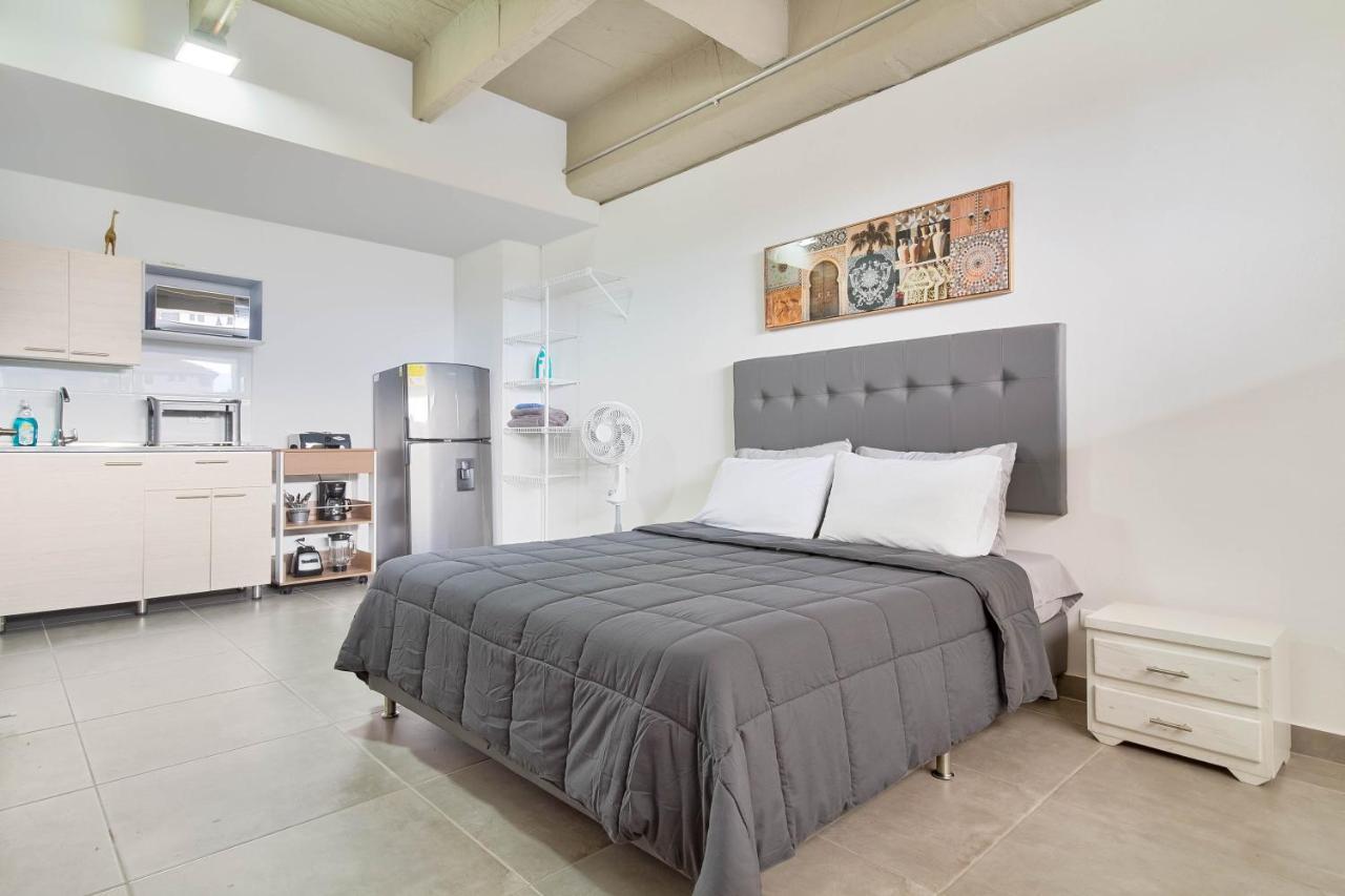Camelot Apartahotel Medellín Dış mekan fotoğraf