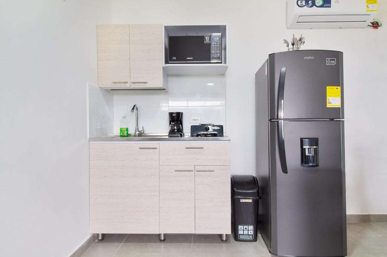 Camelot Apartahotel Medellín Dış mekan fotoğraf